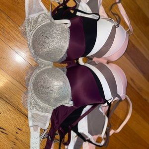 Victorias Secret Lightly Worn Bra Bundle (7)
